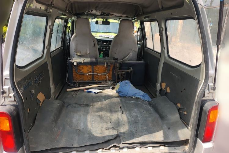 Used Wuling Zhiguang 2010 1.0L Base Version Trunk
