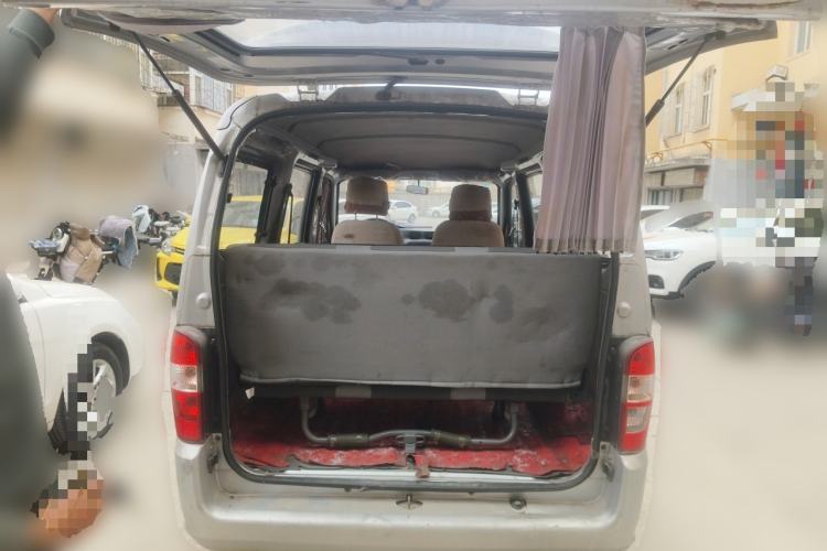 Used Wuling Zhiguang 2010 1.0L New Version Practical Short-Body L2Y Trunk