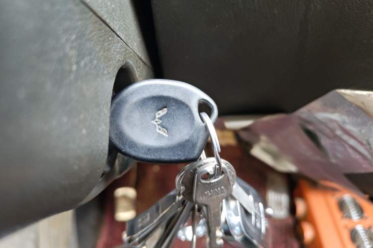 Used Wuling Zhiguang 2010 1.0L New Version Liye Style with Shorter Body Vehicle Key