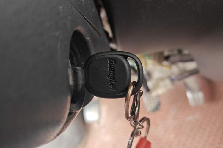 Used Wuling Zhiguang 2010 1.0L Liye Edition Vehicle Key