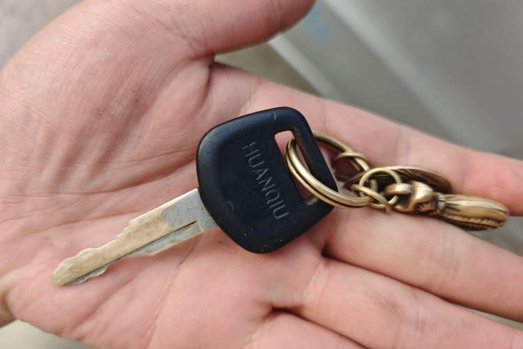 Used Wuling Zhiguang 2010 1.2L New Edition Practical Long-Body LAQ Vehicle Key