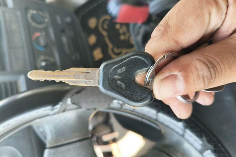 Used Wuling Zhiguang 2010 1.0L Liye Edition Vehicle Key