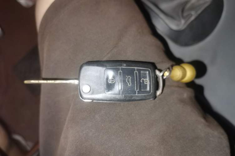 Used Wuling Zhiguang 2010 1.0L Liye Edition Vehicle Key