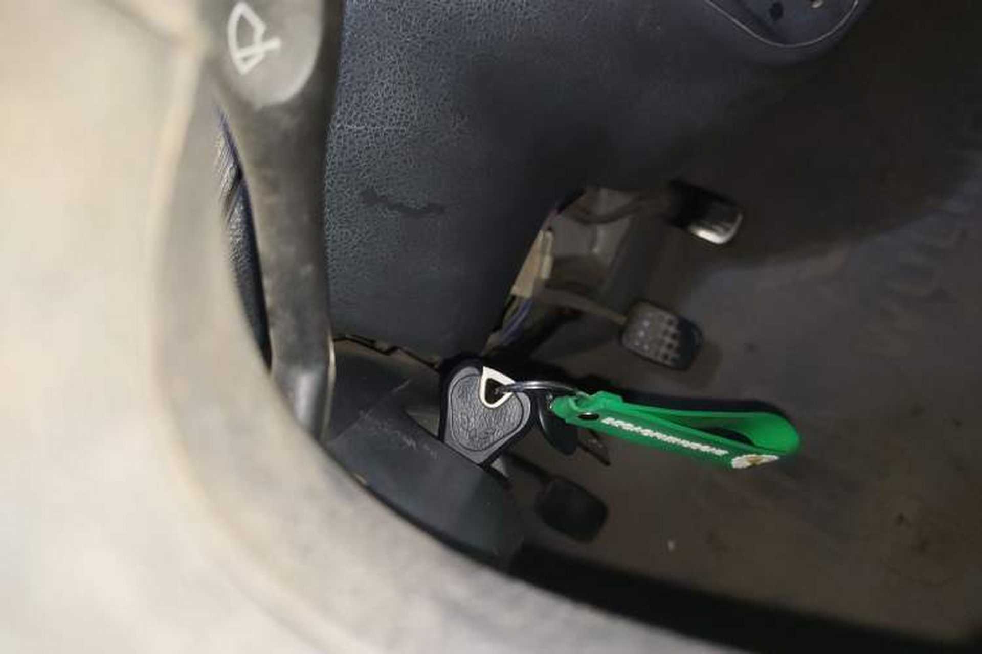 Used Wuling Zhiguang 2010 1.0L Liye Edition Vehicle Key
