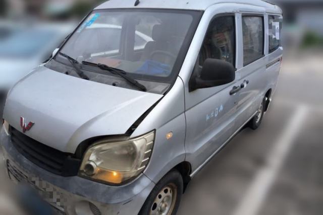 Used Wuling Zhiguang 2010 1.0L New Version Practical Short-Body L2Y
