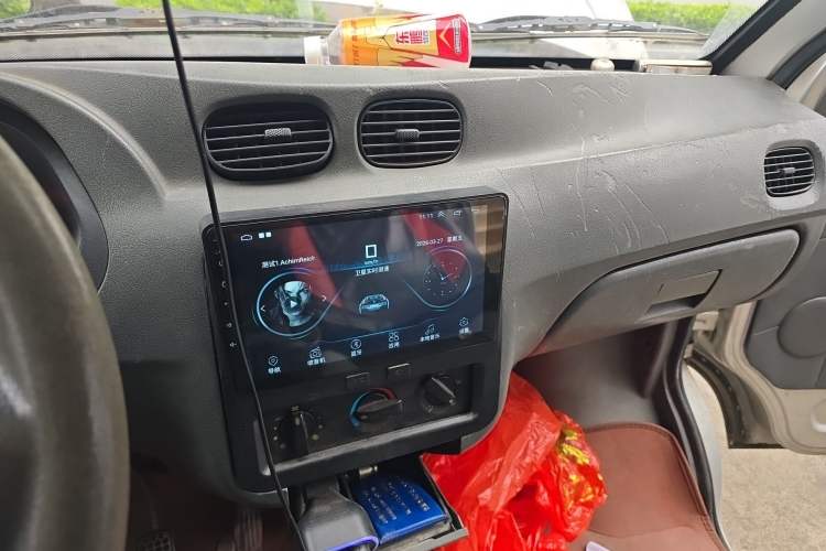 Used Wuling Zhiguang 2010 1.0L New Version Practical Short-Body L2Y Audio And AC Panel
