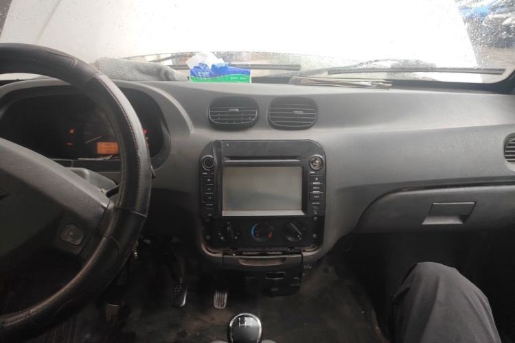 Used Wuling Zhiguang 2010 1.0L New Version Liye Style with Shorter Body Center Console