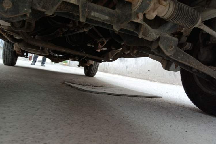 Used Wuling Zhiguang 2010 1.0L New Version Practical Edition with Short Body Chassis Front