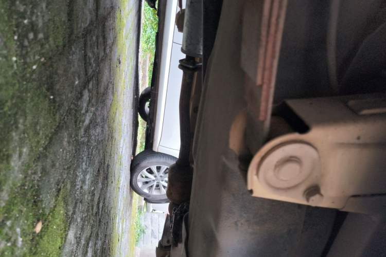 Used Wuling Zhiguang 2010 1.0L Liye Edition Chassis Front Left