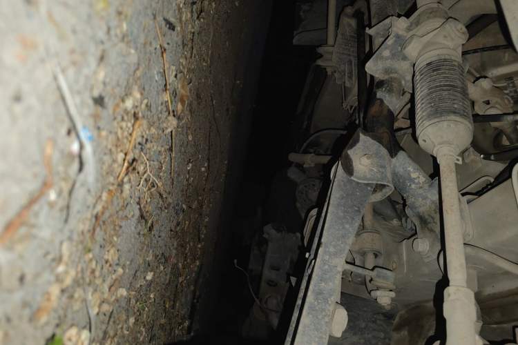 Used Wuling Zhiguang 2010 1.0L Liye Edition Chassis Front Left