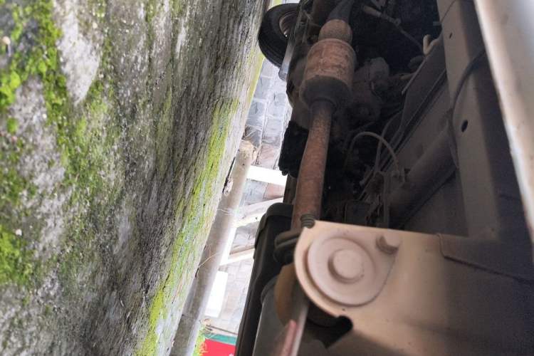 Used Wuling Zhiguang 2010 1.0L Liye Edition Chassis Front Right