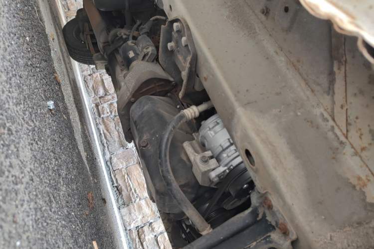 Used Wuling Zhiguang 2010 1.1L New Standard Version I Long Body LXA Chassis Front Right