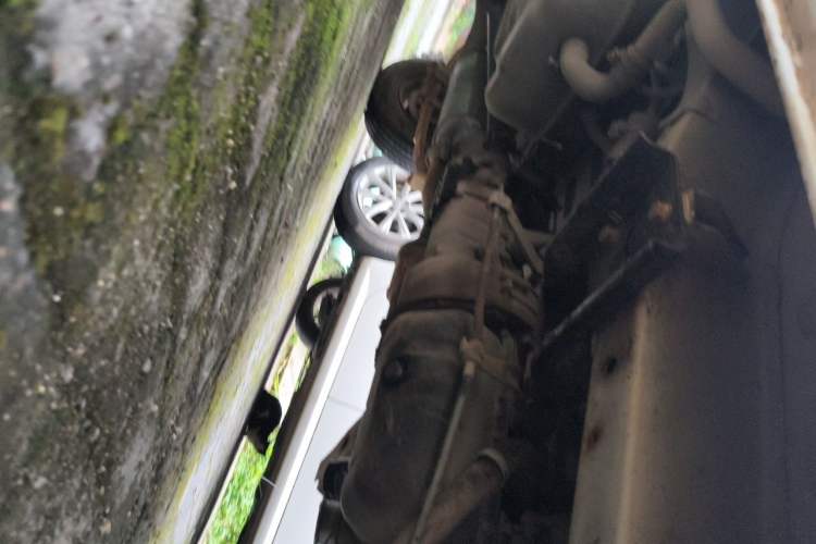 Used Wuling Zhiguang 2010 1.0L Liye Edition Chassis Rear