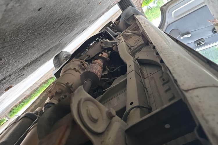 Used Wuling Zhiguang 2010 1.0L New Version Practical Short-Body L2Y Chassis Rear Left