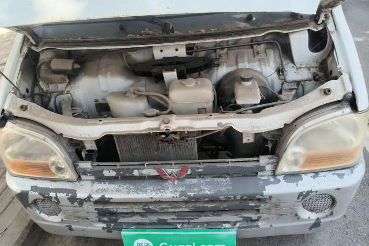 Used Wuling Zhiguang 2010 1.0L Base Version Engine Bay