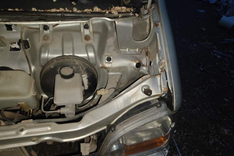 Used Wuling Zhiguang 2010 1.0L Liye Edition Engine Bay Left