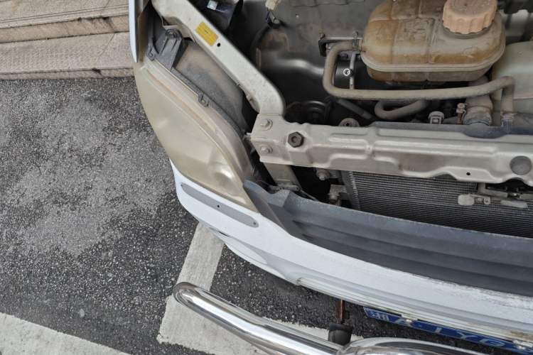 Used Wuling Zhiguang 2010 1.1L New Standard Version I Long Body LXA Engine Bay Right