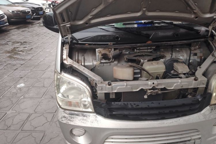 Used Wuling Zhiguang 2010 1.0L New Version Liye Style with Shorter Body Engine Bay Right
