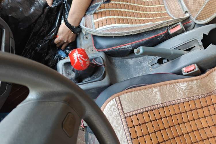 Used Wuling Zhiguang 2010 1.1L New Standard Version I Long Body LXA Gear Lever