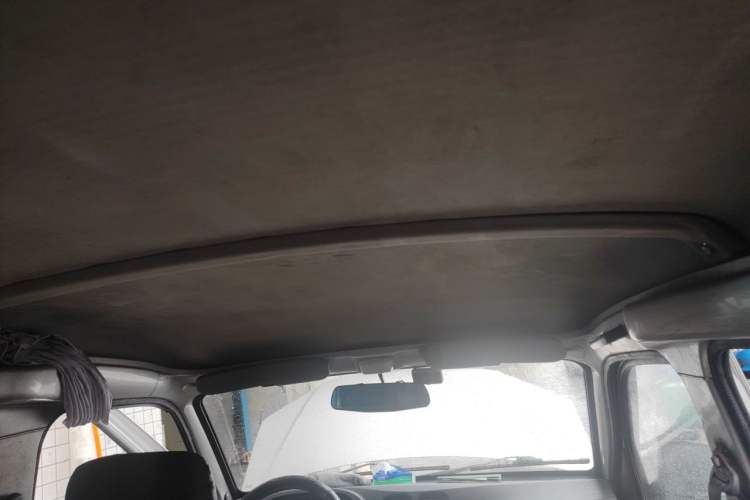 Used Wuling Zhiguang 2010 1.0L New Version Liye Style with Shorter Body Headliner