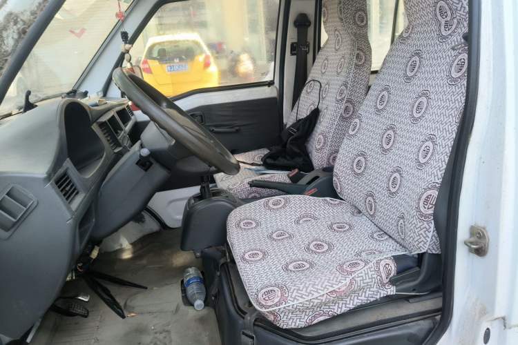 Used Wuling Zhiguang 2010 1.0L Base Version Left Front Seat