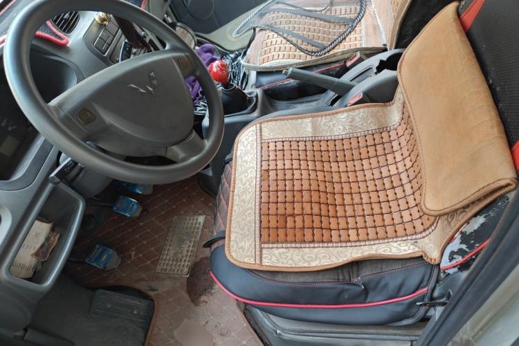 Used Wuling Zhiguang 2010 1.1L New Standard Version I Long Body LXA Left Front Seat