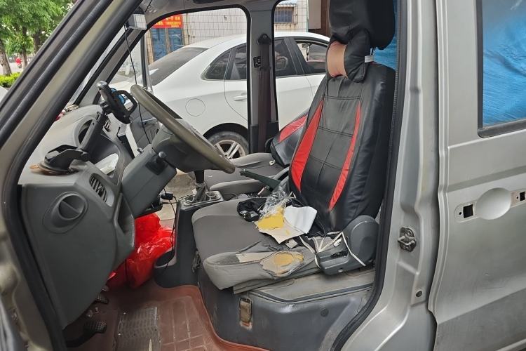 Used Wuling Zhiguang 2010 1.0L New Version Practical Short-Body L2Y Left Front Seat
