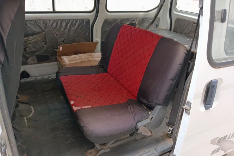 Used Wuling Zhiguang 2010 1.0L New Version Practical Edition with Short Body Left Rear Seat