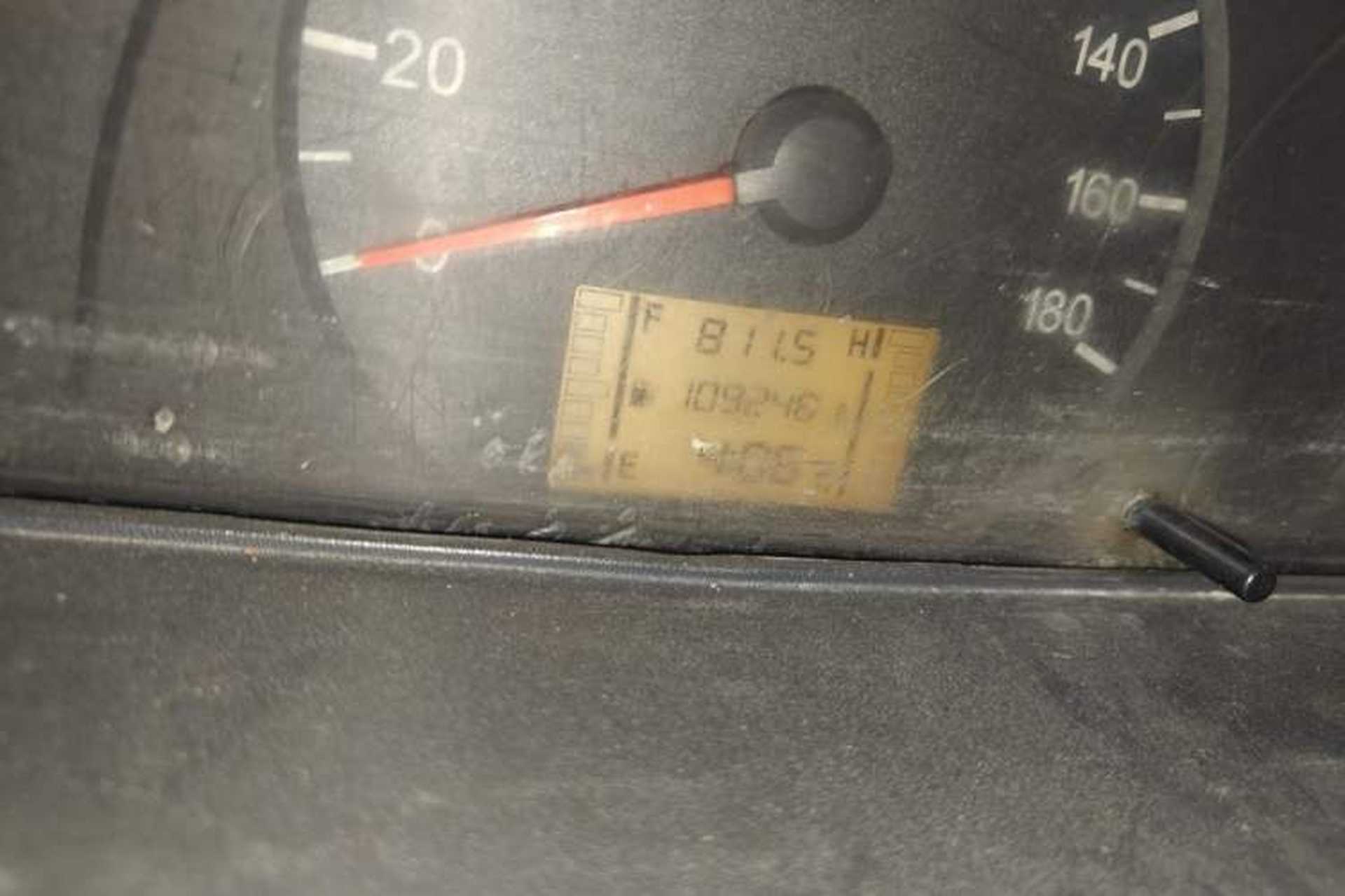 Used Wuling Zhiguang 2010 1.0L Liye Edition Odometer Close Up
