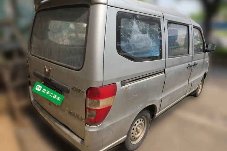 Used Wuling Zhiguang 2010 1.0L New Version Practical Short-Body L2Y Rear Right 45 Deg