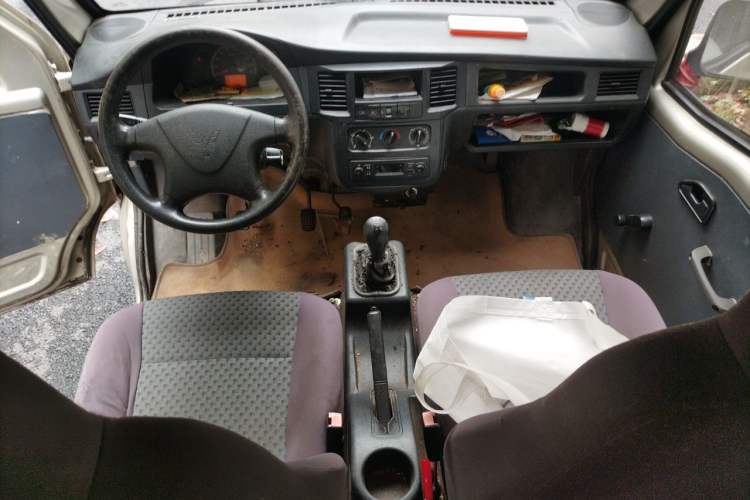 Used Wuling Zhiguang 2010 1.0L Liye Edition Audio And AC Panel