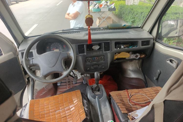 Used Wuling Zhiguang 2010 1.0L Liye Edition Center Console