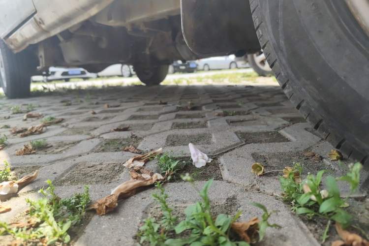 Used Wuling Zhiguang 2010 1.0L Liye Edition Chassis Front Right