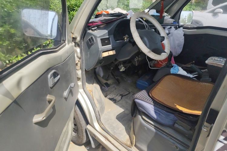 Used Wuling Zhiguang 2010 1.0L Liye Edition Driver Seat