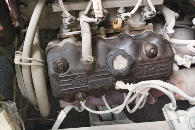 Used Wuling Zhiguang 2010 1.0L Liye Edition Engine Bay