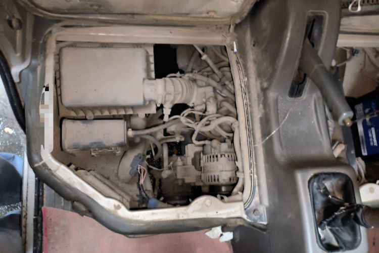 Used Wuling Zhiguang 2010 1.1L New Standard Version I Long Body LXA Engine Bay Right