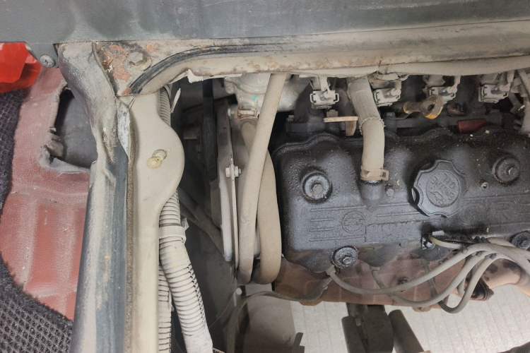 Used Wuling Zhiguang 2010 1.0L Liye Edition Engine Bay Right