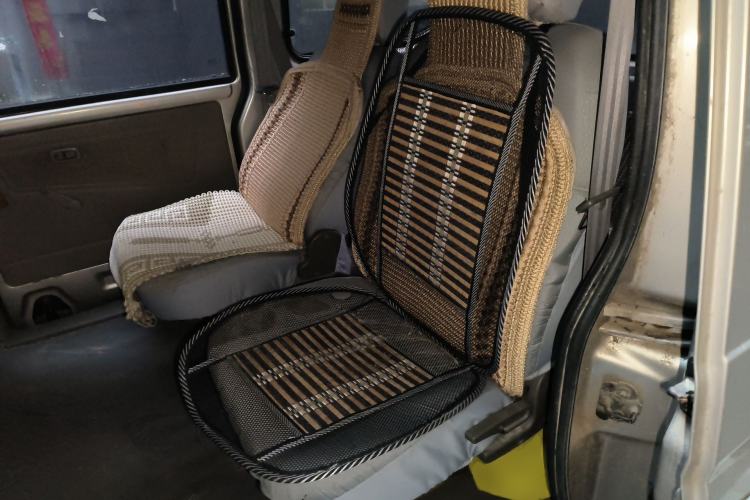 Used Wuling Zhiguang 2010 1.1L New Standard Version I Long Body LXA Left Rear Seat
