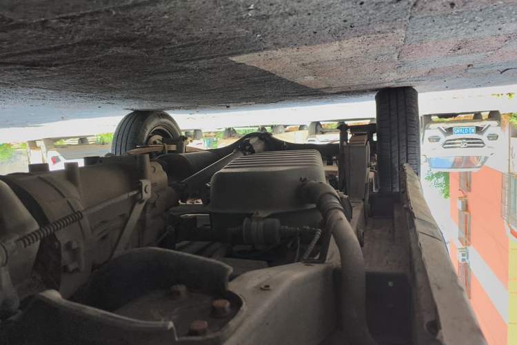 Used Wuling Zhiguang 2013 1.0L Practical Version Chassis Front Right