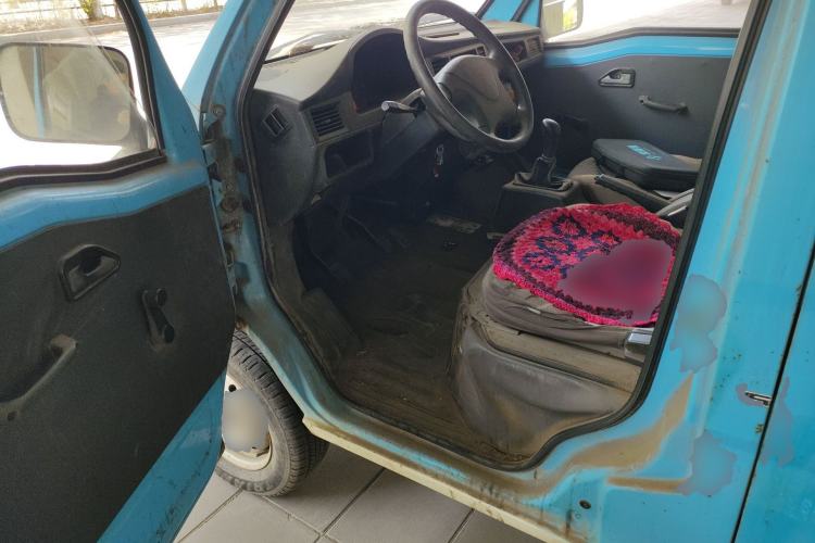 Used Wuling Zhiguang 2013 1.0L Practical Version Driver Seat