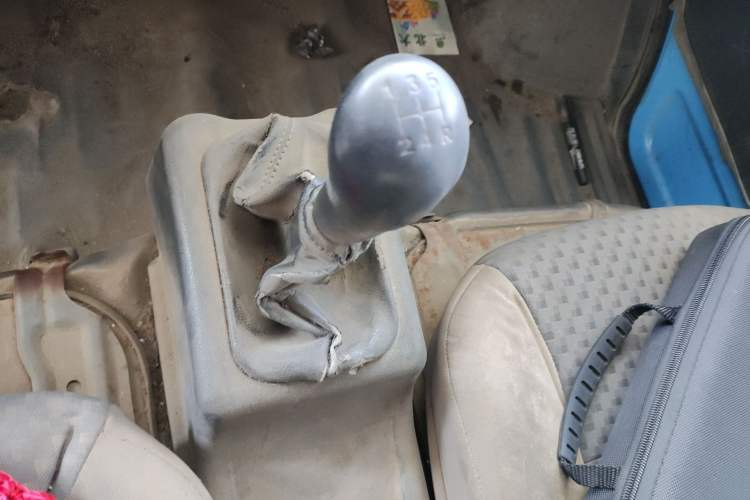 Used Wuling Zhiguang 2013 1.0L Practical Version Gear Lever