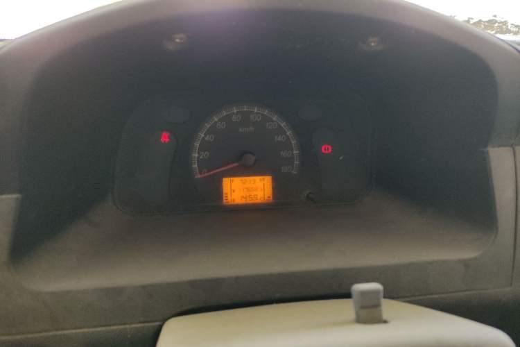Used Wuling Zhiguang 2013 1.0L Practical Version Instrument Cluster