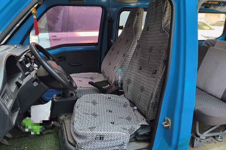 Used Wuling Zhiguang 2013 1.0L Practical Version Left Front Seat