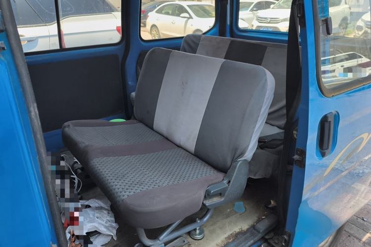 Used Wuling Zhiguang 2013 1.0L Practical Version Left Rear Seat