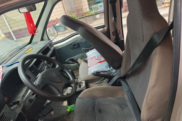 Used Wuling Zhiguang 2013 1.0L Practical Version Left Front Seat