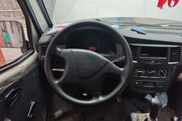 Used Wuling Zhiguang 2013 1.0L Practical Version Steering Wheel