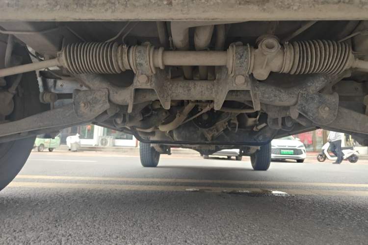 Used Wuling Zhiguang 2013 1.0L Practical Version Chassis Front