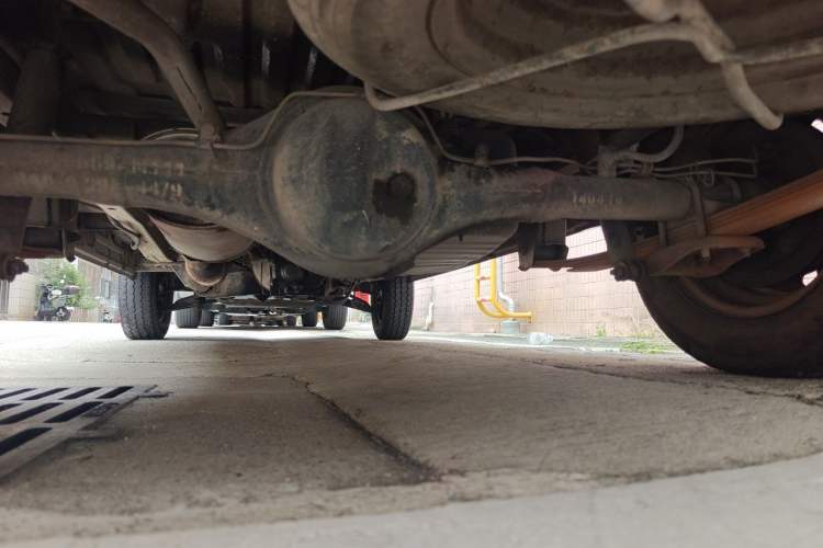 Used Wuling Zhiguang 2013 1.0L Practical Version Chassis Rear