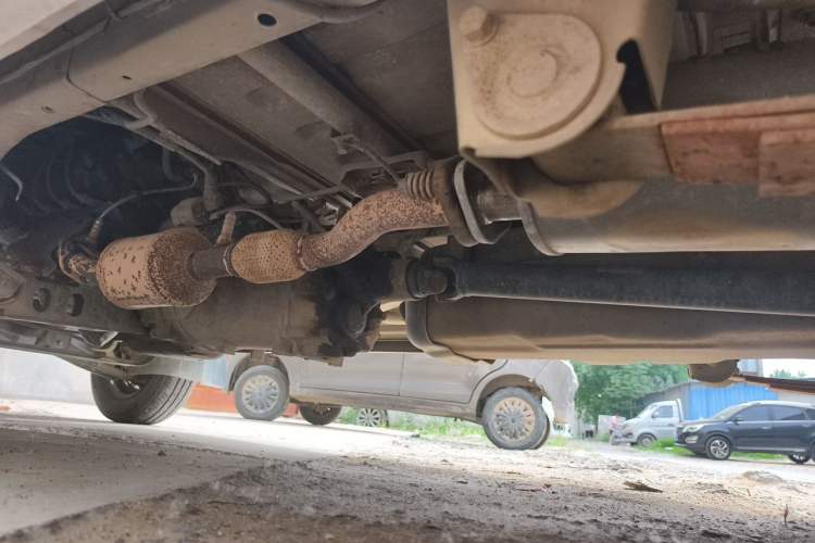 Used Wuling Zhiguang 2013 1.0L Practical Version Chassis Rear Left