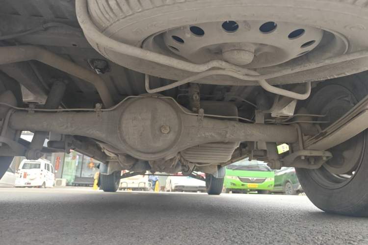 Used Wuling Zhiguang 2013 1.0L Practical Version Chassis Rear